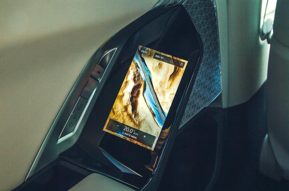 BMW 7 Series interior armrest touchscreen