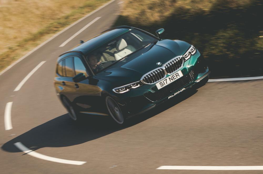 BMW Alpina B3 Touring front cornering