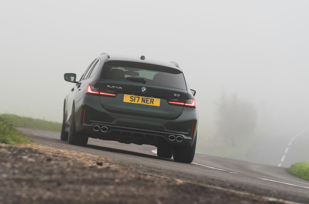 BMW Alpina B3 Touring rear cornering