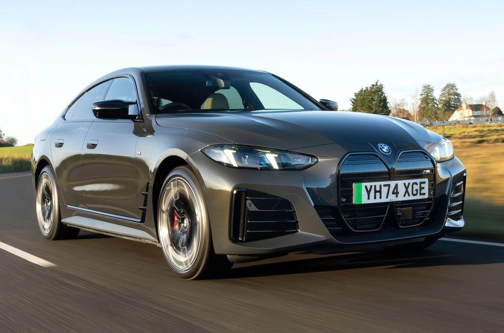 BMW i4 front right driving