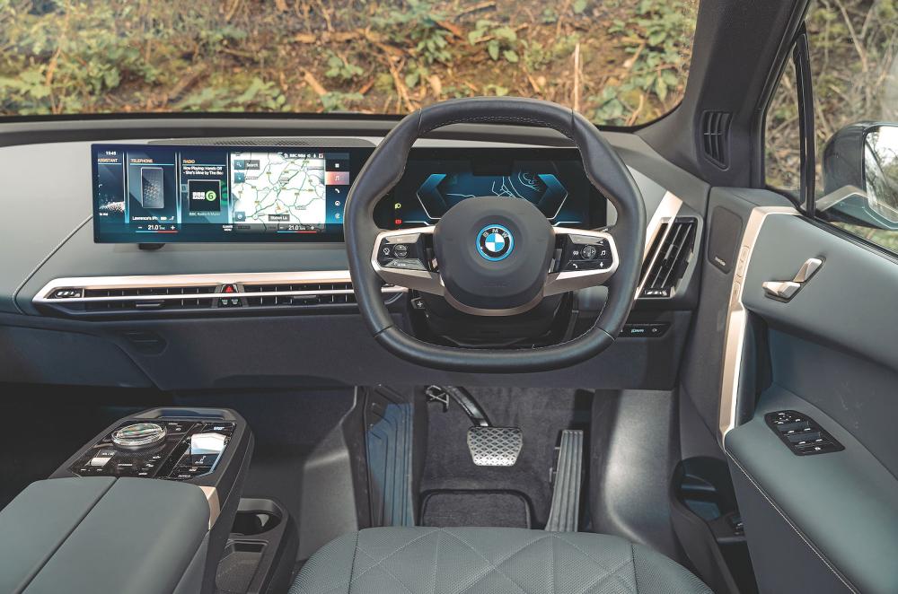 BMW iX dashboard