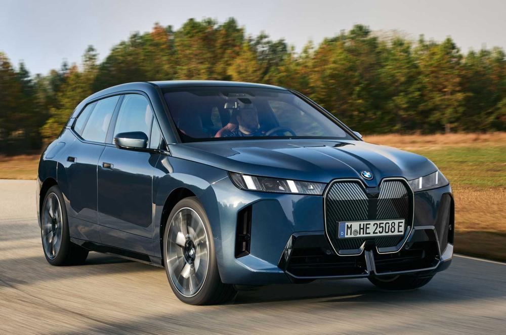 BMW iX front driving