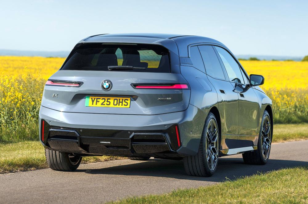 BMW iX rear right static