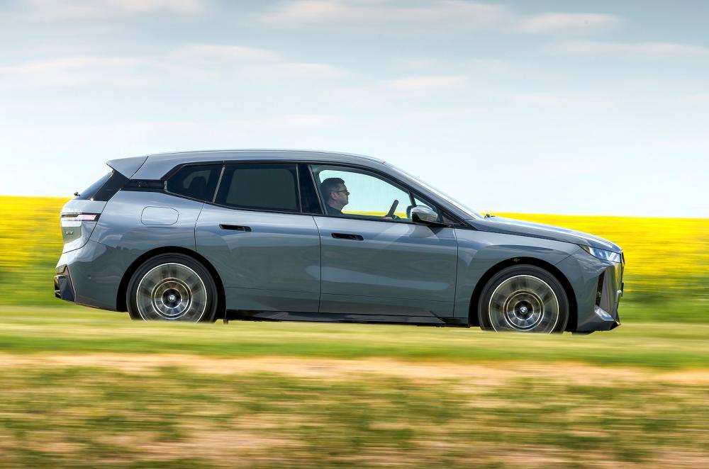 BMW iX right driving