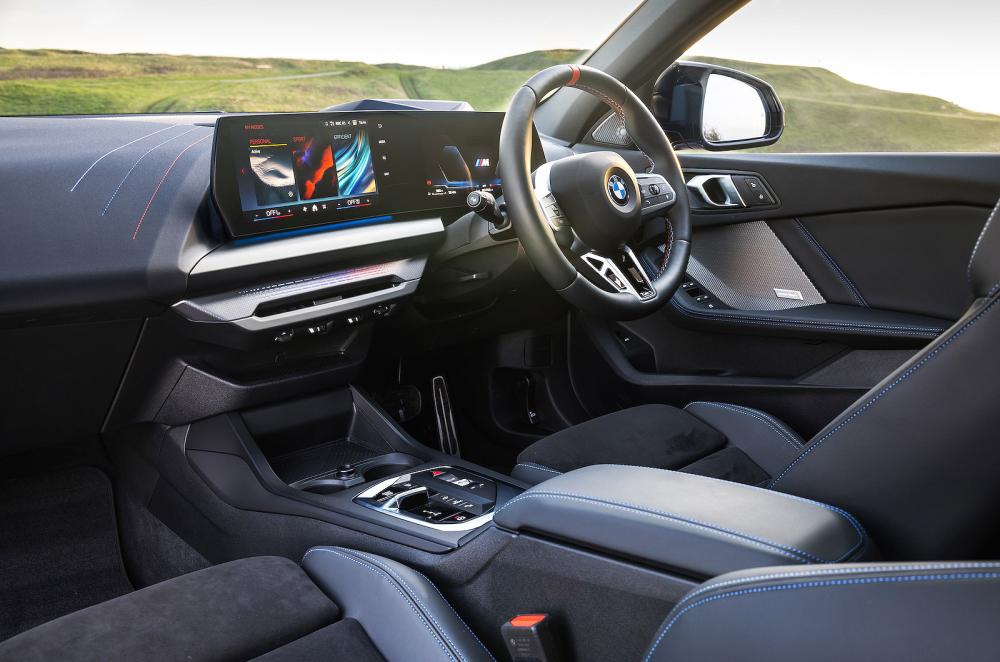 BMW M135 dashboard
