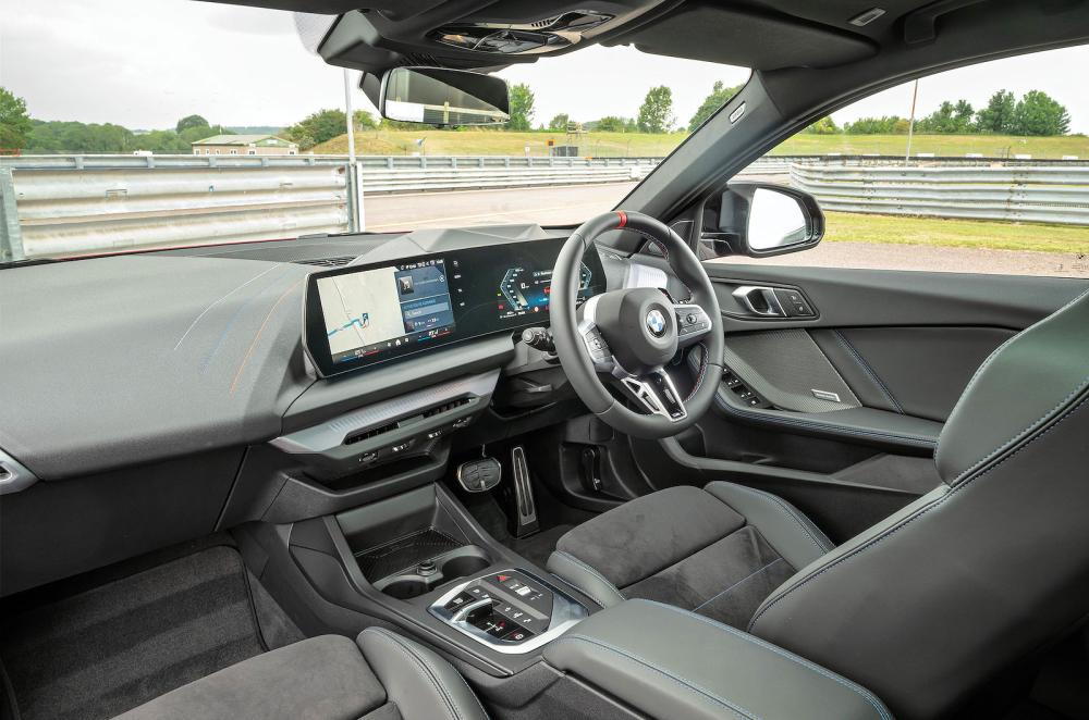 BMW M135 dashboard