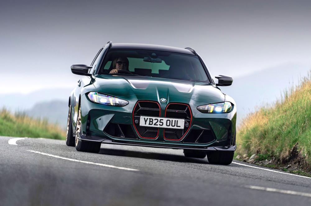 BMW M3 CS Touring front cornering