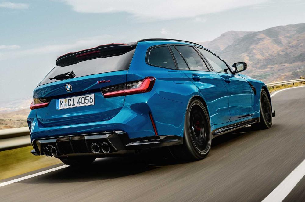 BMW M3 CS Touring rear driving