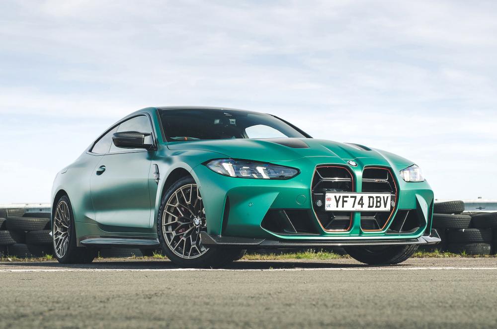 BMW M4 front right static