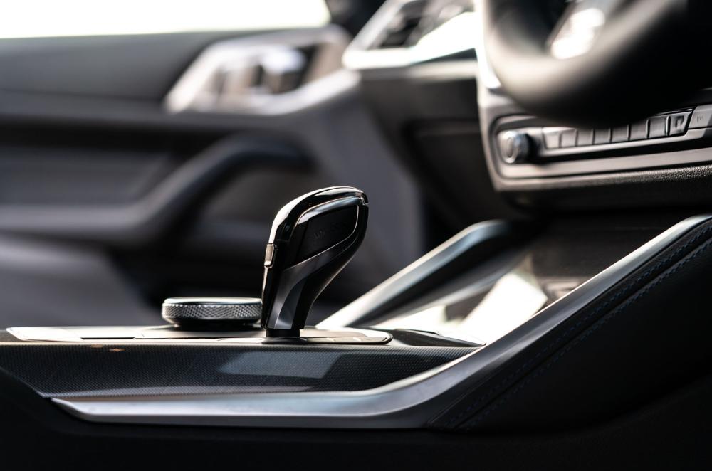 BMW 4 Series Coupé 2022 centre console