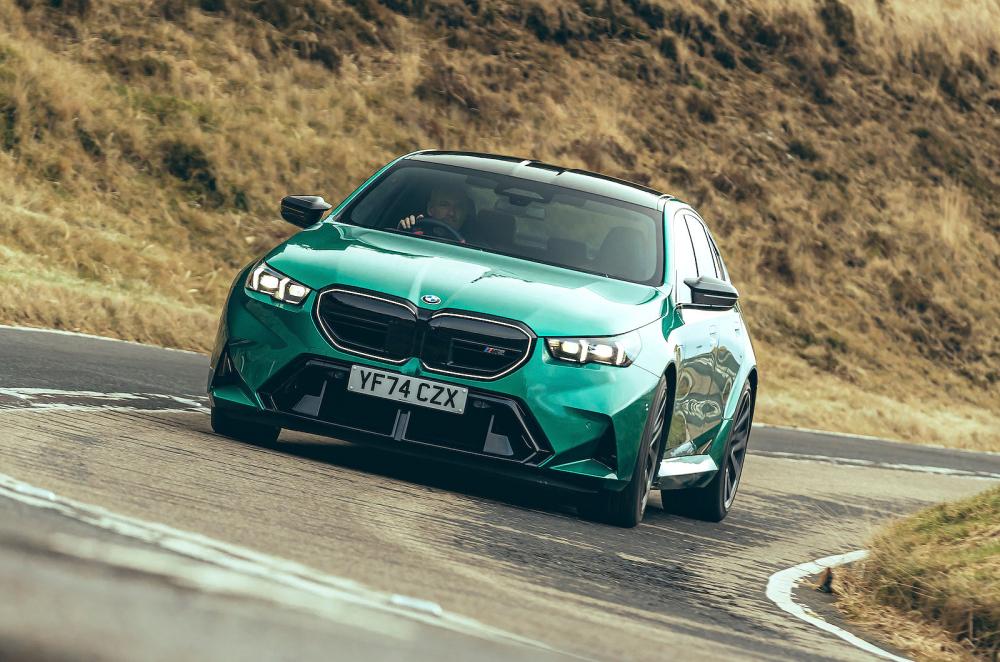 BMW M5 front cornering