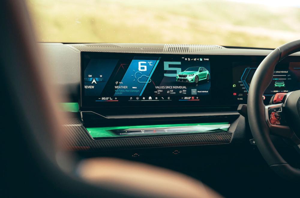 BMW M5 infotainment touchscreen