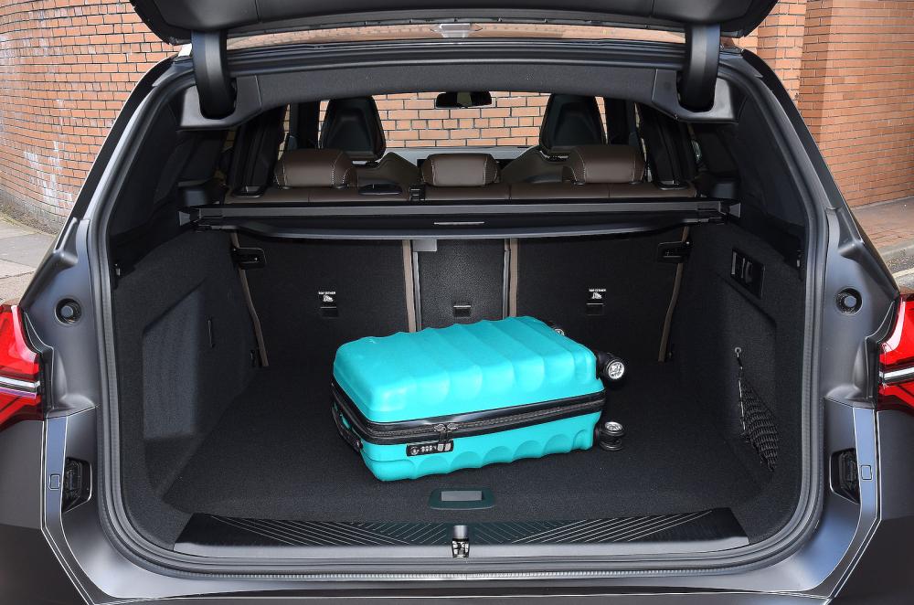BMW X3 boot