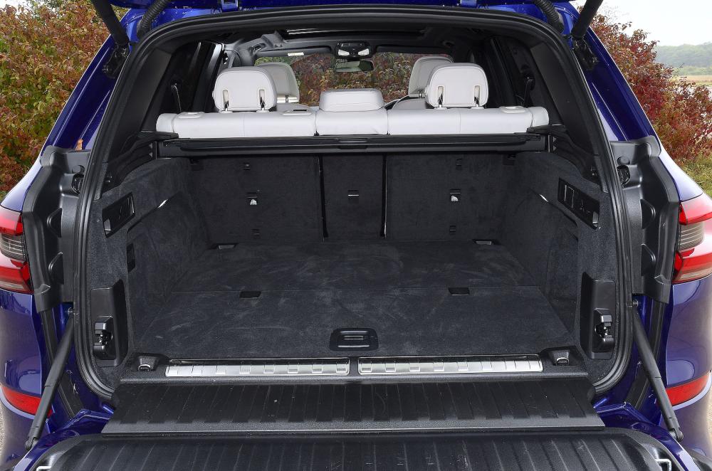BMW X5 boot open