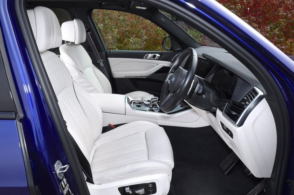BMW X5 interior front seats