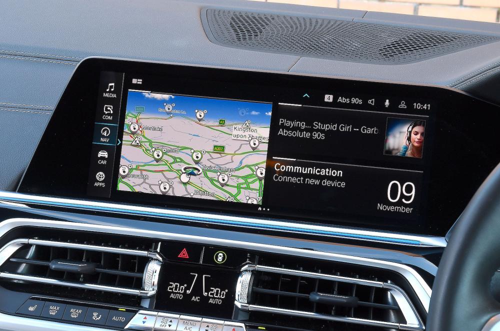 BMW X5 interior infotainment