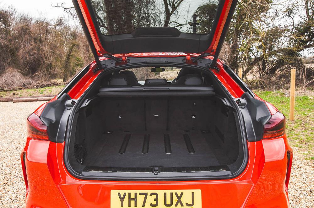 BMW X6 M Competition boot open
