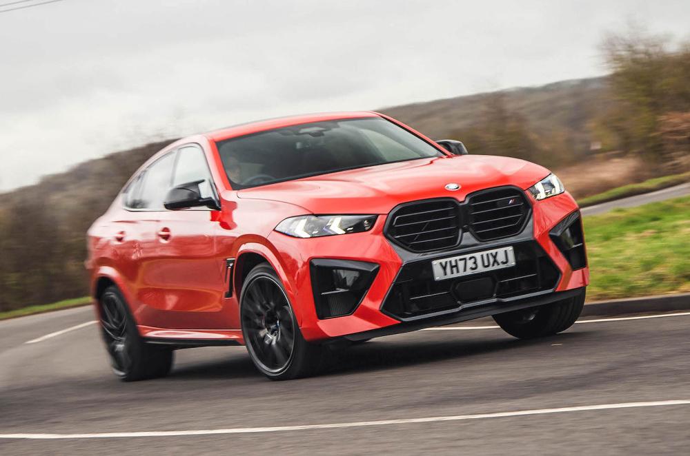 BMW X6 M Competition front cornering