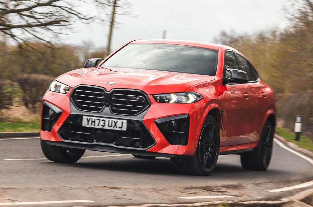 BMW X6 M Competition front cornering