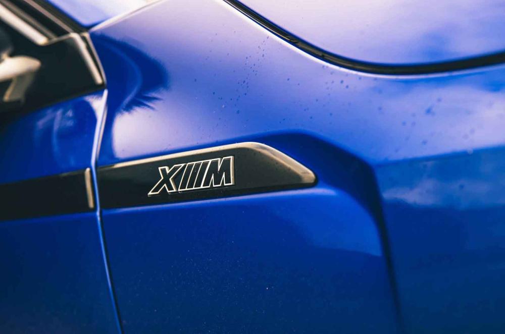 BMW XM badge