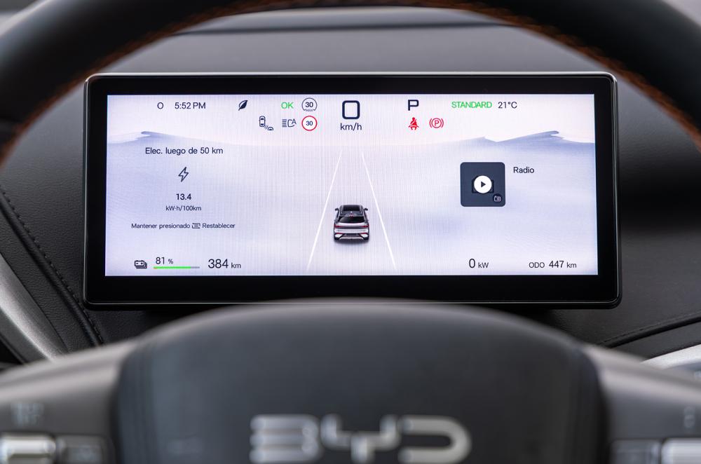 BYD Atto 3 Evo driver display