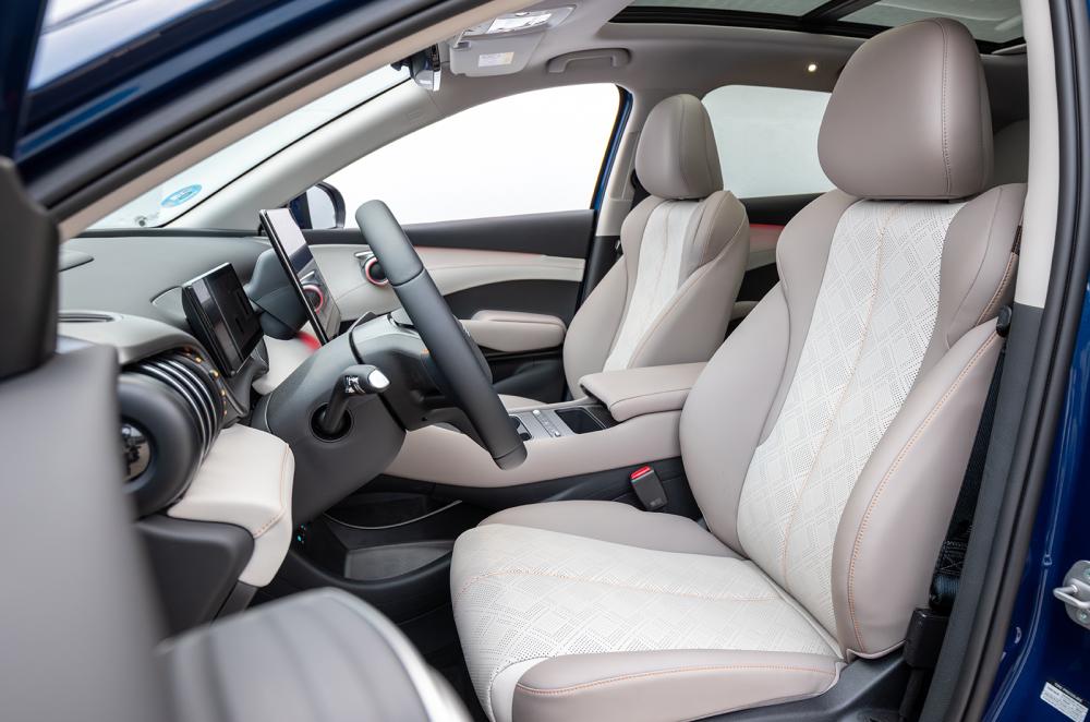 BYD Atto 3 Evo front seats