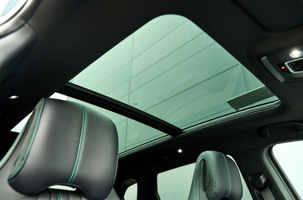 BYD Seal U panoramic roof