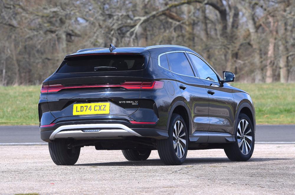 BYD Seal U rear cornering