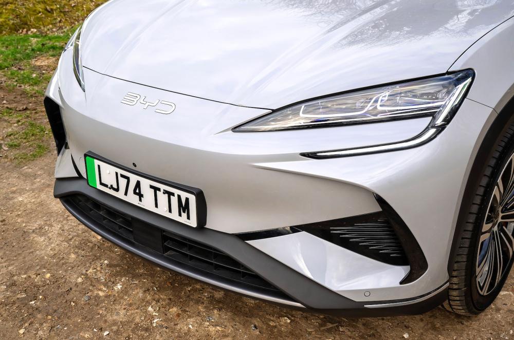 BYD Sealion 7 front detail