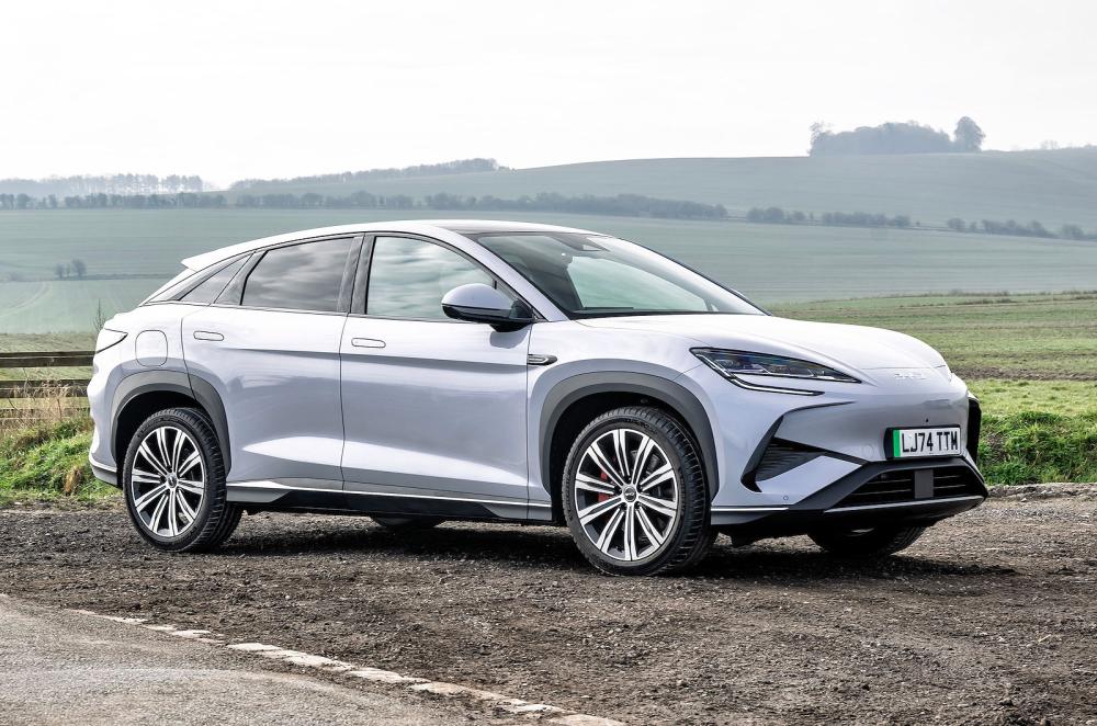 BYD Sealion 7 front right static