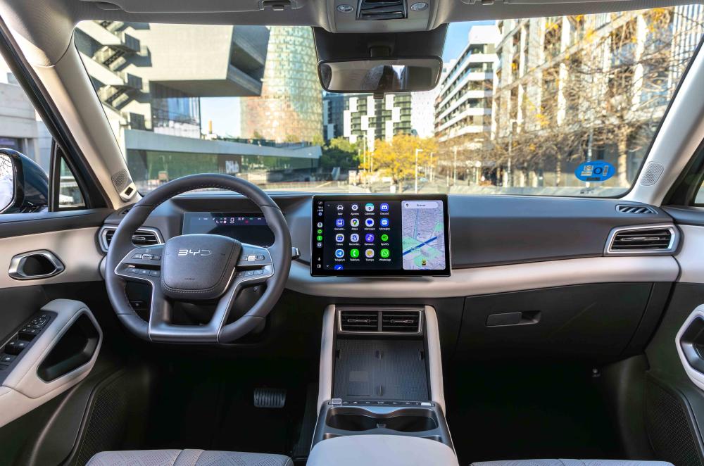 BYD Atto 2 DM-i PHEV interior