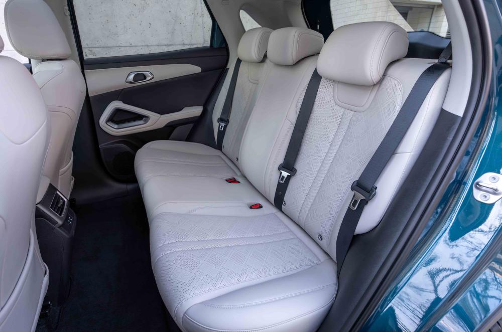 BYD Atto 2 DM-i PHEV interior details
