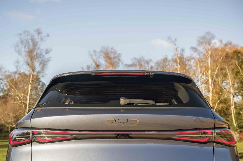 Blue BYD Seal 6 Touring exterior still details