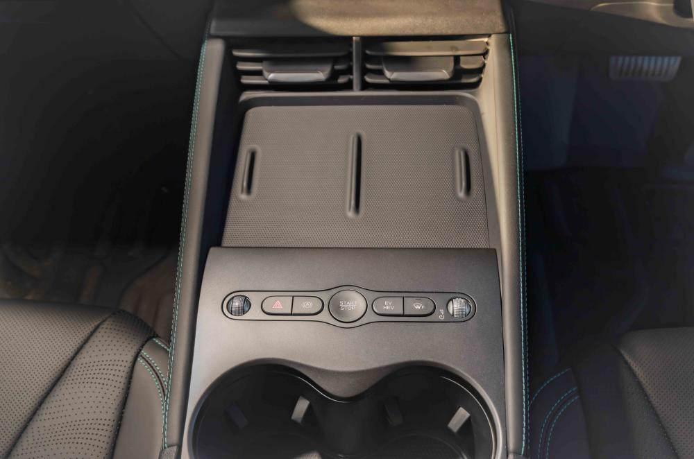 Blue BYD Seal 6 Touring interior details