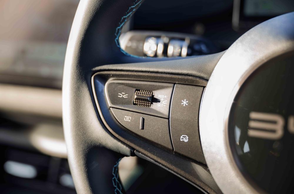 Blue BYD Seal 6 Touring interior details