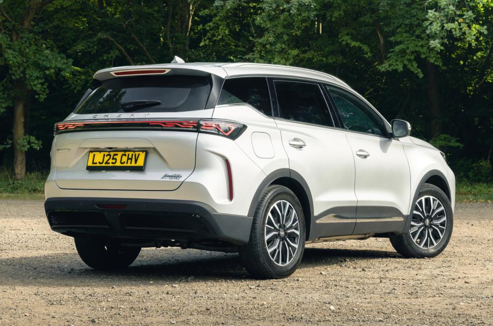 Chery Tiggo 7 rear quarter right