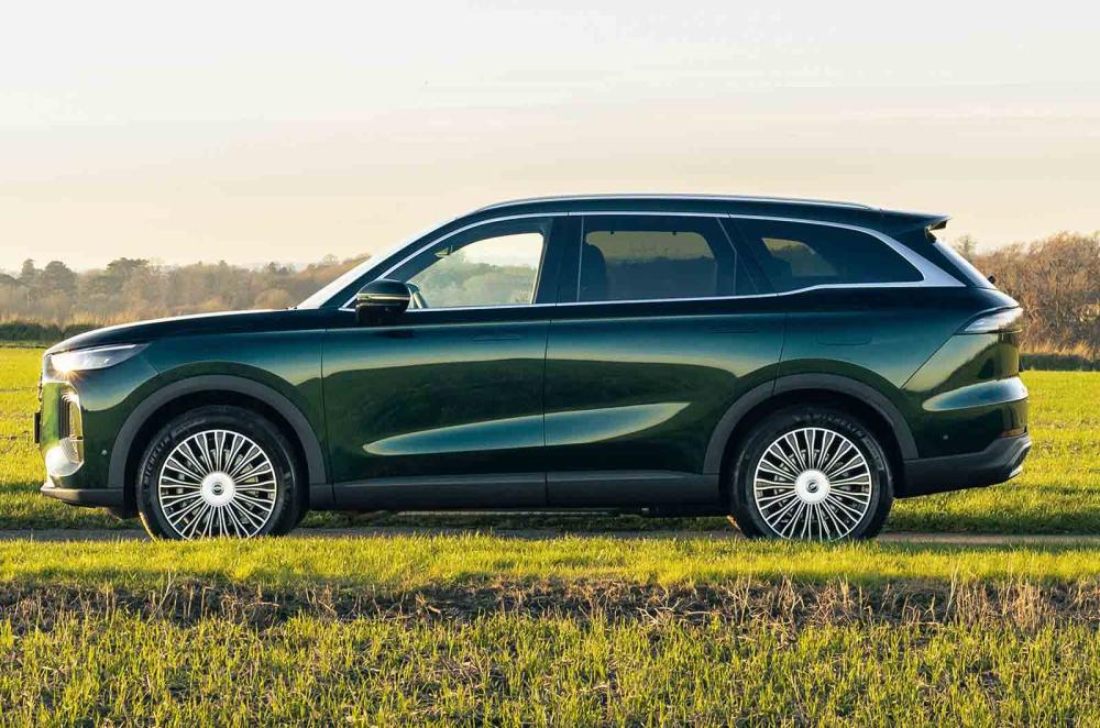 Chery Tiggo 9 exterior side profile static