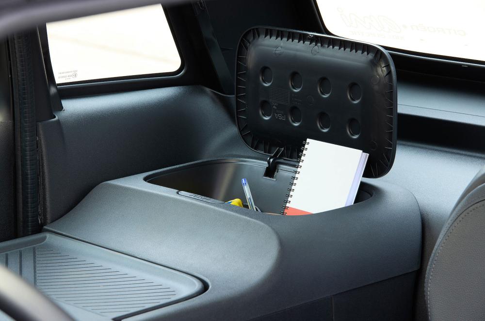 Citroen Ami Cargo 2022 interior detail