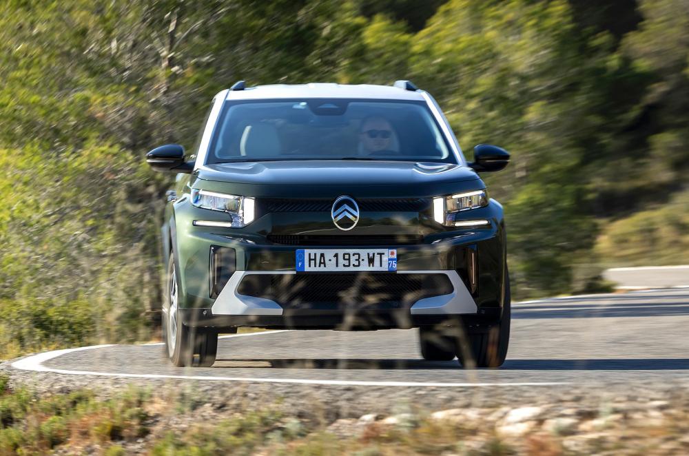 Citroën C3 Aircross front driving