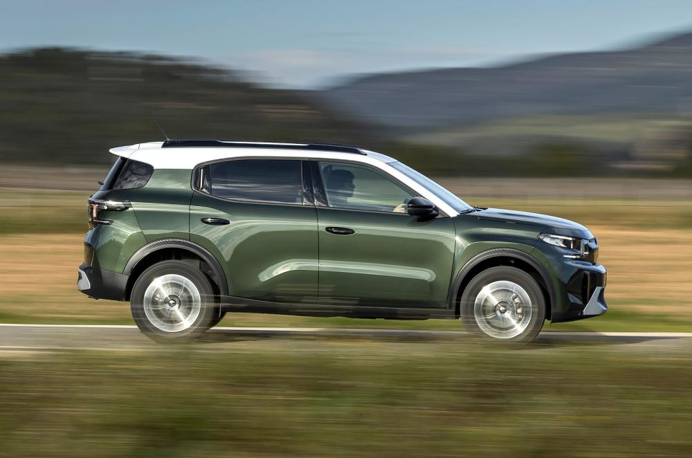 Citroën C3 Aircross right driving