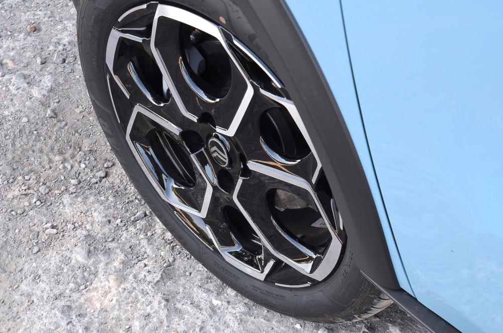 Citroën C3 alloy wheel
