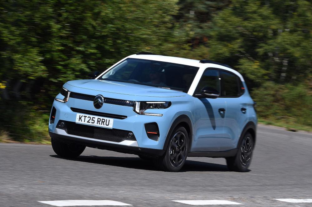 Citroën C3 front left driving