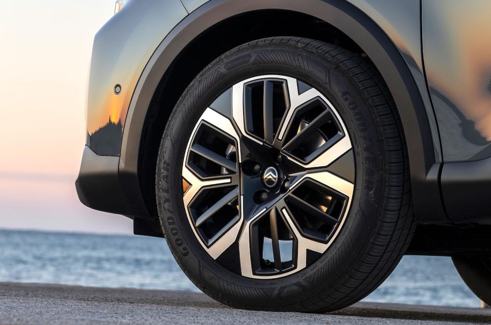 Citroen C4 alloy wheel