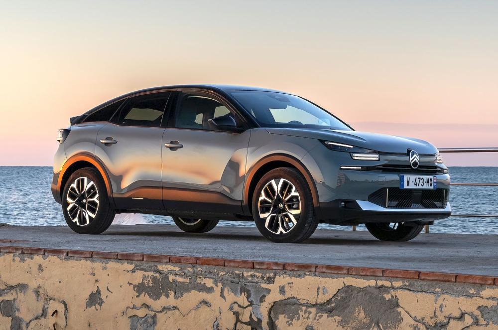 Citroen C4 front right static