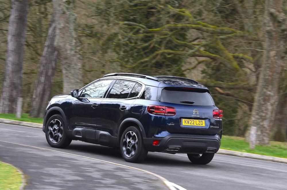 Blue Citroën C5 Aircross rear cornering