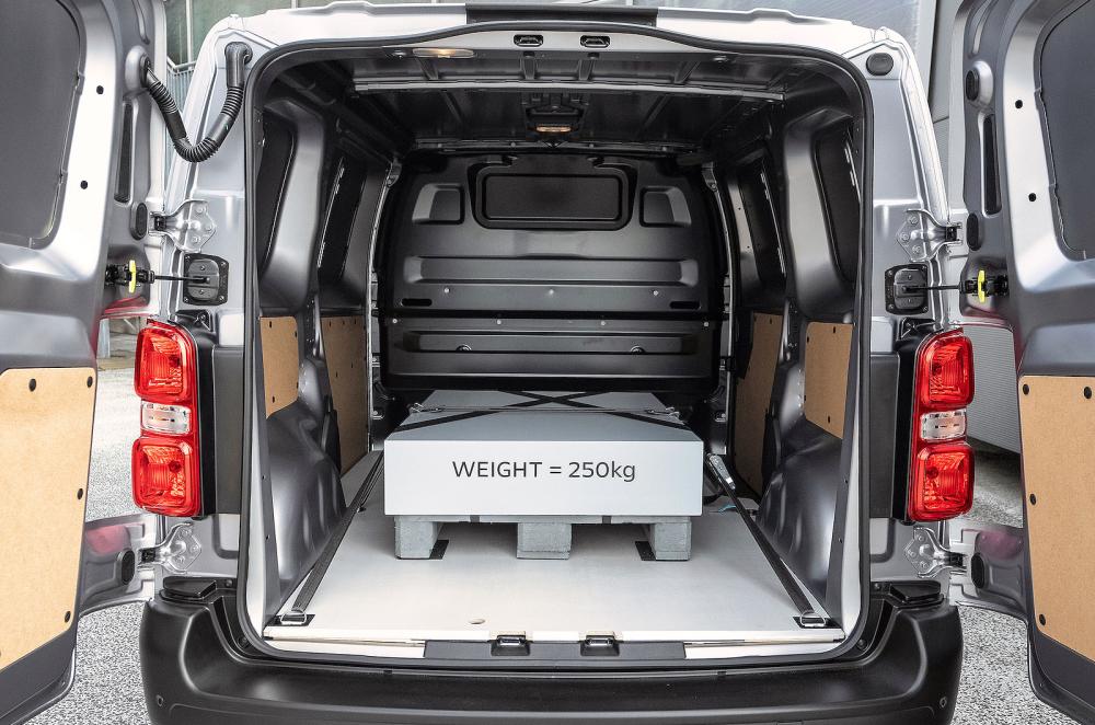 Citroën Dispatch load bay