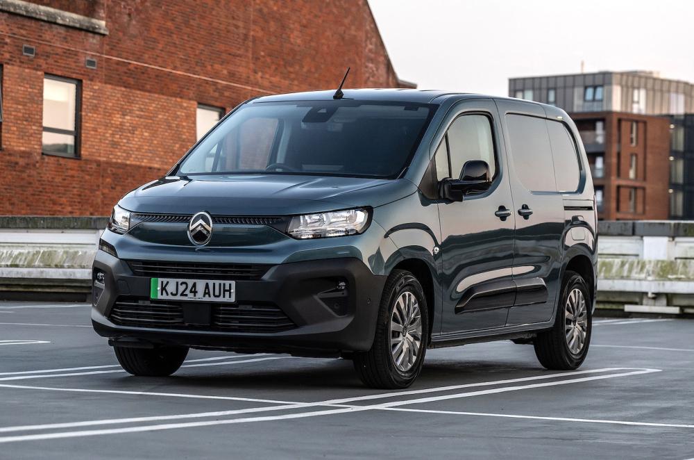 Citroën ë-Berlingo Van front left static