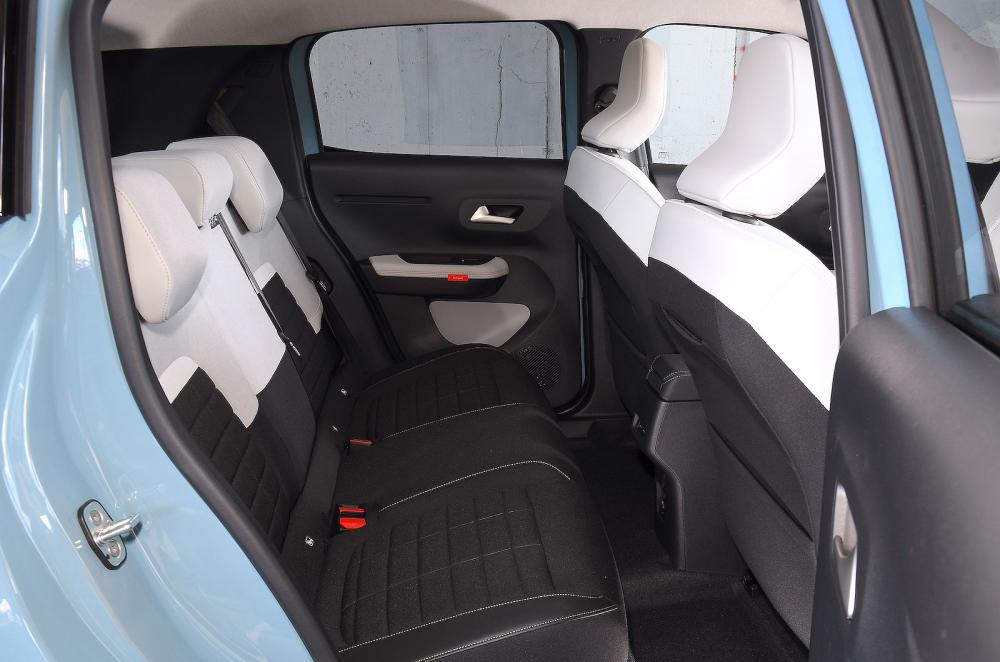 Citroën ë-C3 back seats