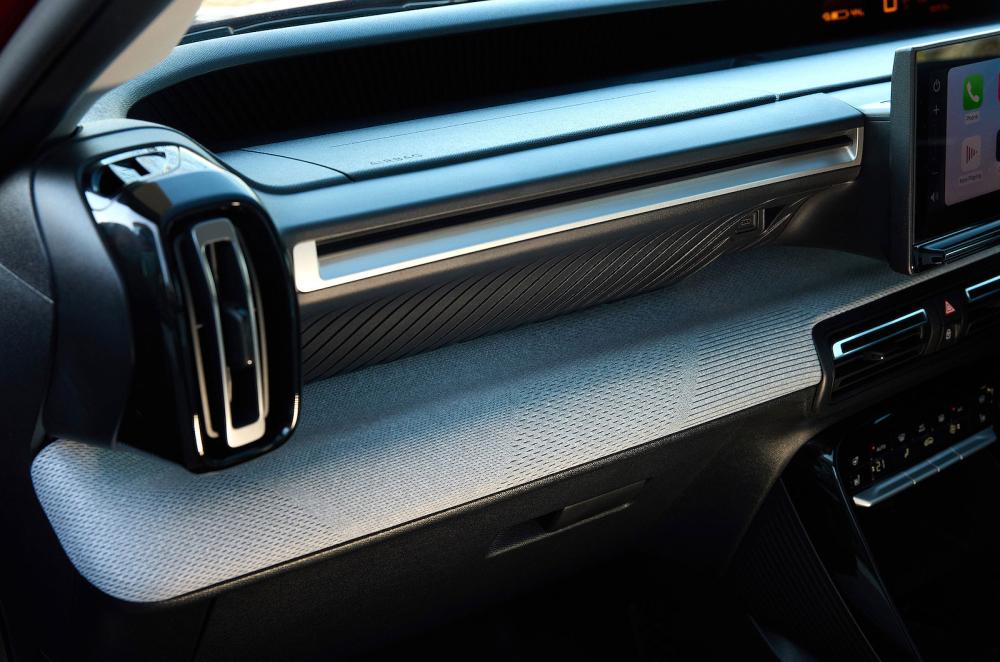 Citroën ë-C3 dashboard detail