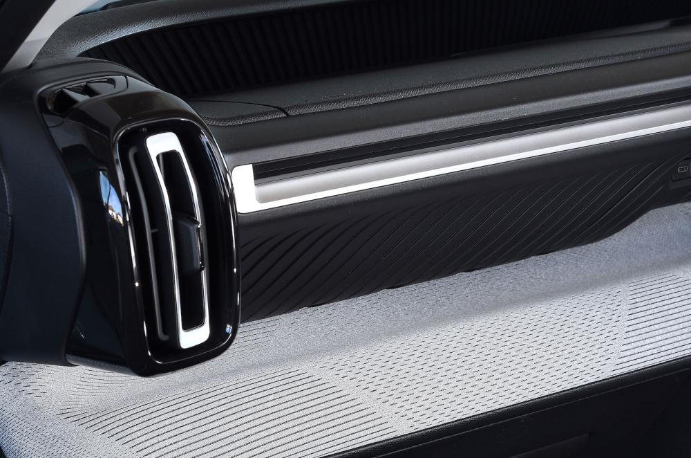 Citroën ë-C3 dashboard detail